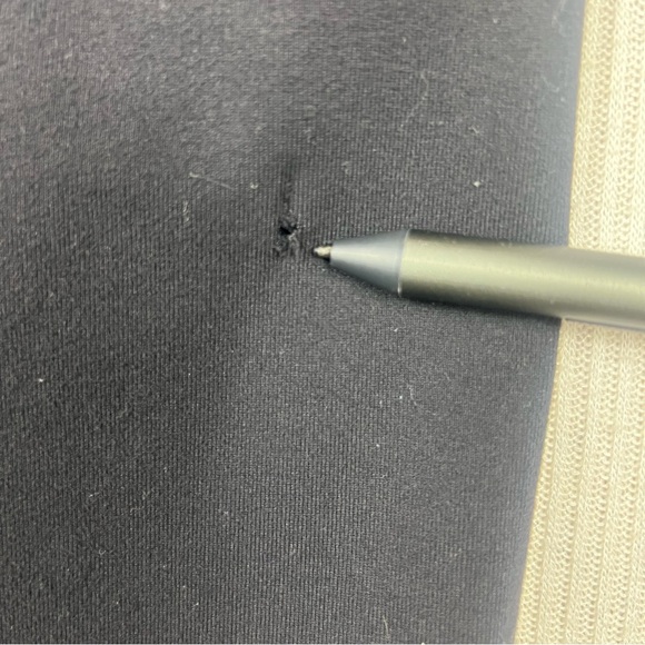 Lululemon Leggings Size 6 *FLAW* - Picture 7 of 8